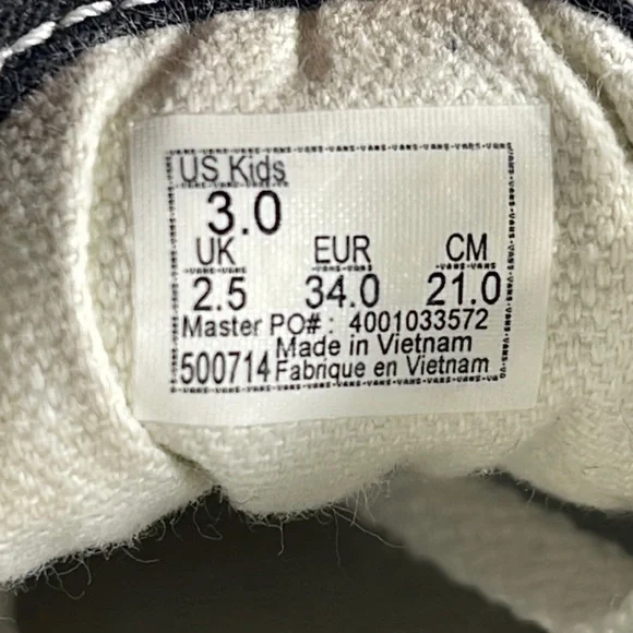 Vans Old Skool Black White Youth Size 3 Unisex - Picture 8 of 8